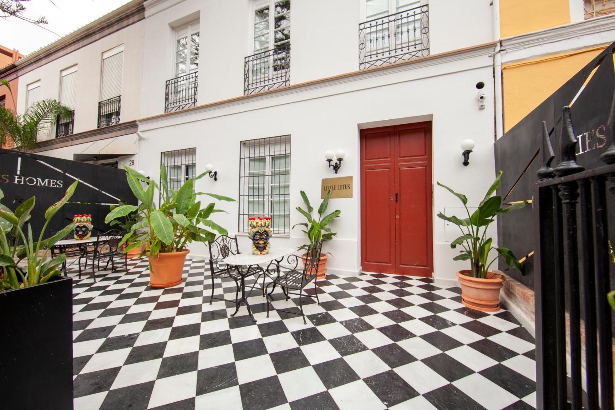 Pries Homes - Little Lotus Málaga Exterior foto